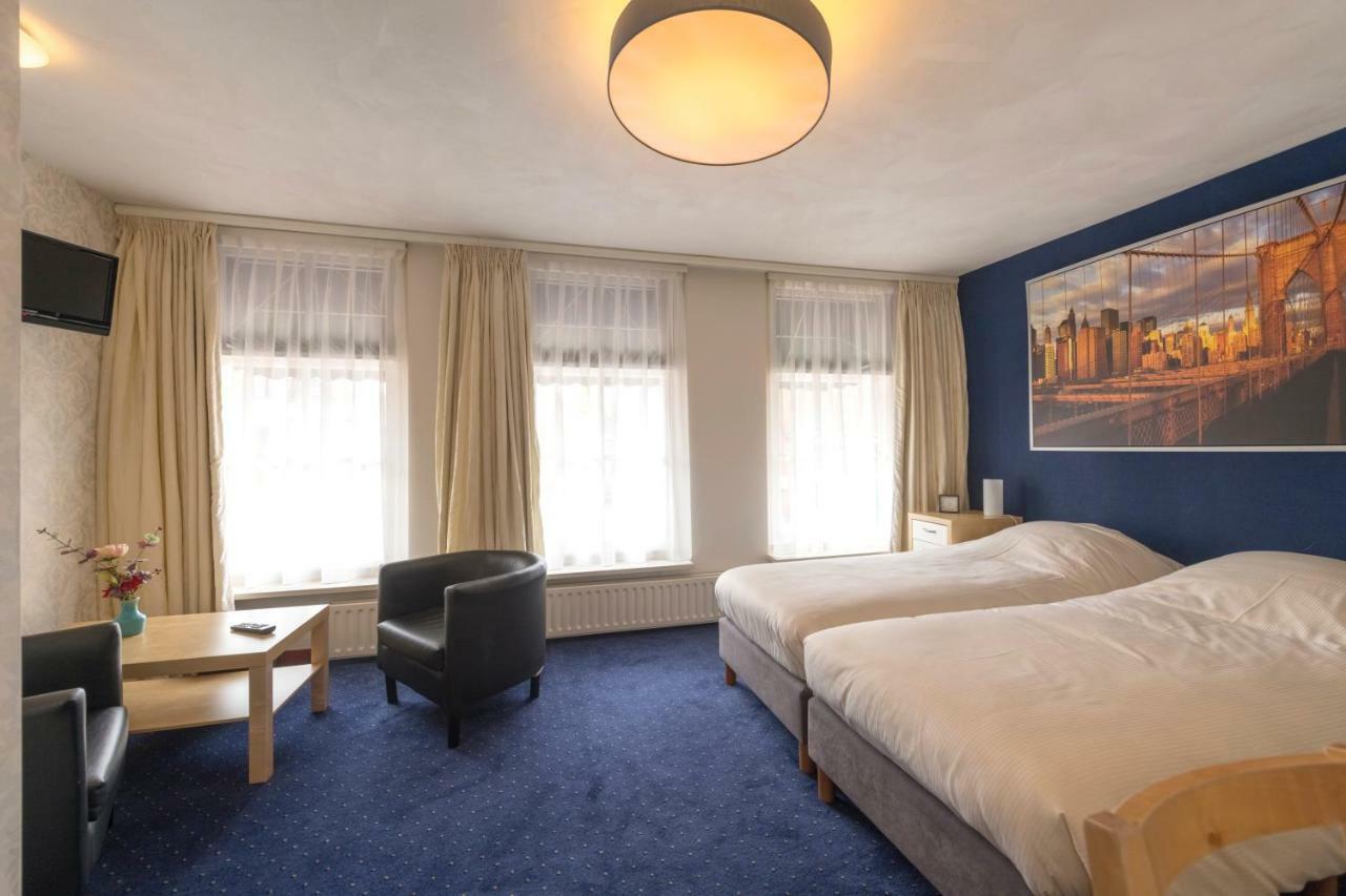 Hotel De Waag à Makkum Extérieur photo