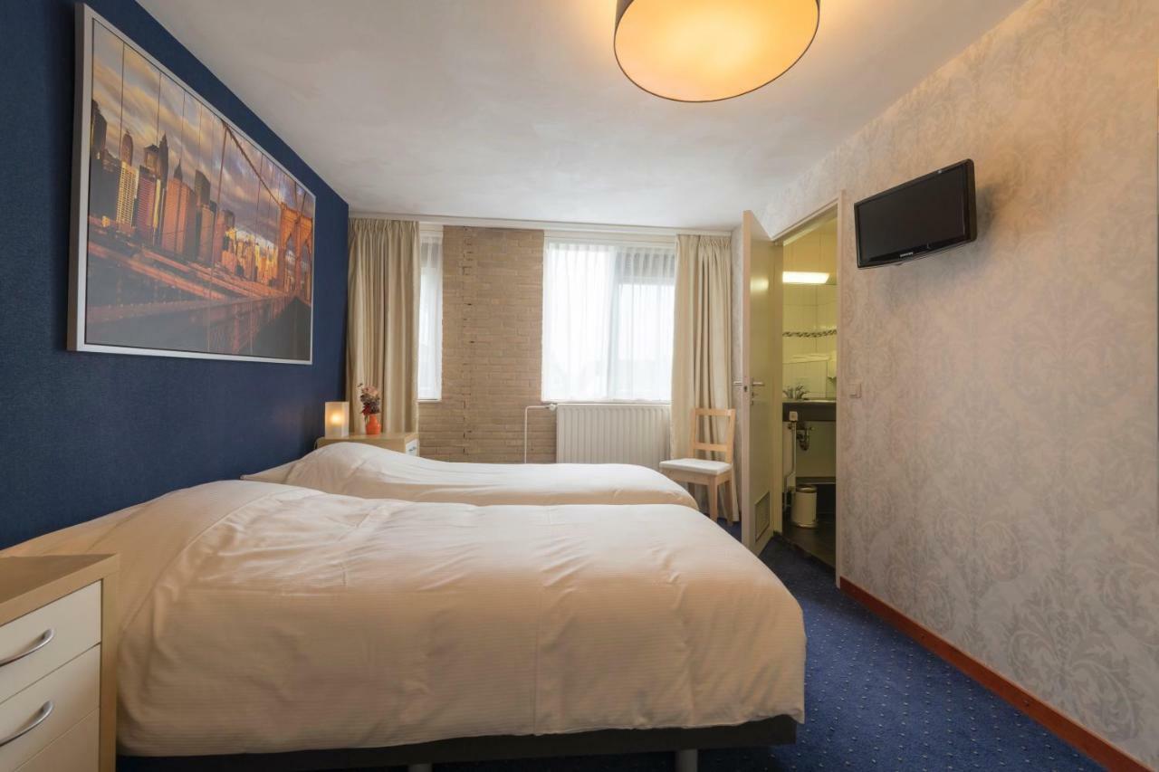 Hotel De Waag à Makkum Extérieur photo